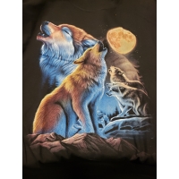 Howling Wolves